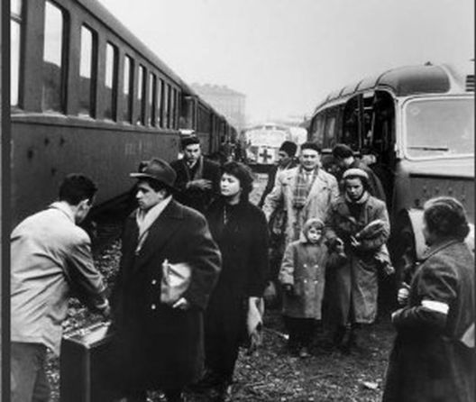 Унгарците заборавија како 200 илјади бегалци од Унигарија беа гостопримливо дочекани во други држави