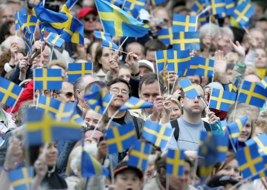 Пандемијата ги покажа пукнатините во шведската „држава на благосостојба“