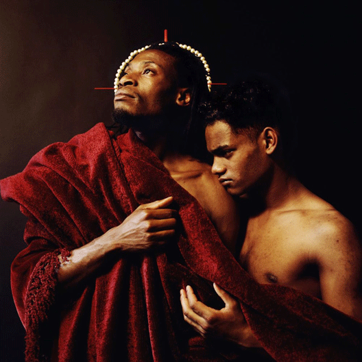 Уметничкиот пркос на Ротими Фани Кајод кон африканското постколонијално хомофобично наследство