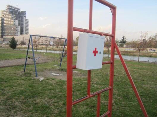Урбана акција: прва помош на детските игралишта во Скопје