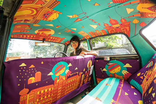 Дизајнерско студио ги претвора такси возилата во патувачка уметност