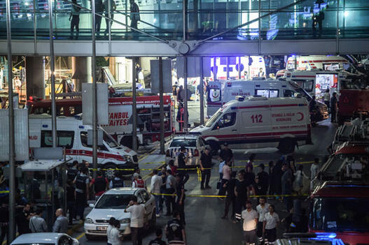 Најмалку 36 загинати и 147 ранети во напад врз аеродромот во Истанбул