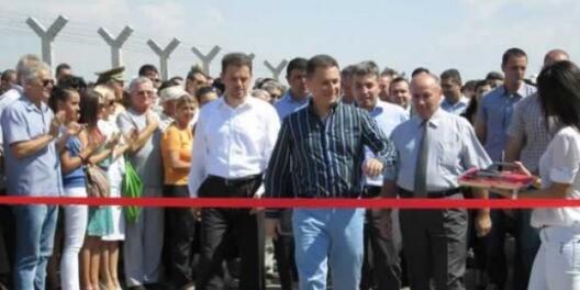 Груевски се плаши дека поради свечените отворања нема да може да се занимава со предизборната кампања