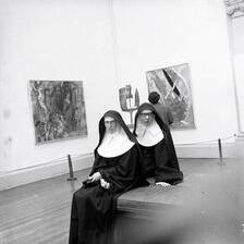 Монахињи на изложба на модерна уметност, Тејт, 1958 