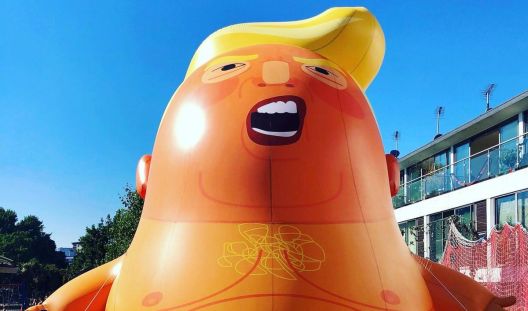 Балон со лик на Трамп ќе лета над Лондон за време на неговата посета